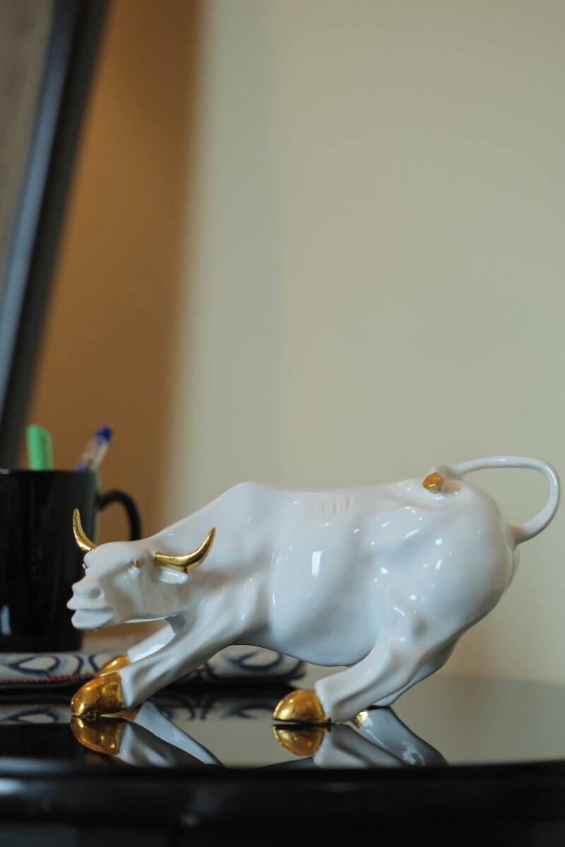 White Bull Idol | Gold Accent Finish | 29 × 15 × 14 cm