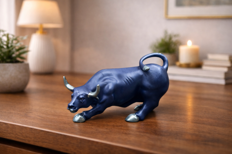 Charging Bull Idol | Matte Midnight Blue Power Finish | H8.5 × W5.5 × D12 cm