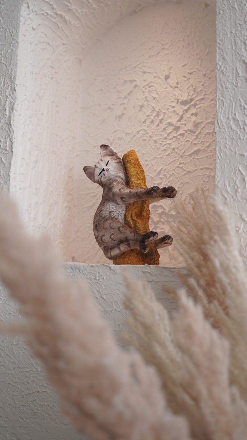 Sleeping Cat Idol on Log | Realistic Brown Comfort Finish | H18 × W10 × D23 cm
